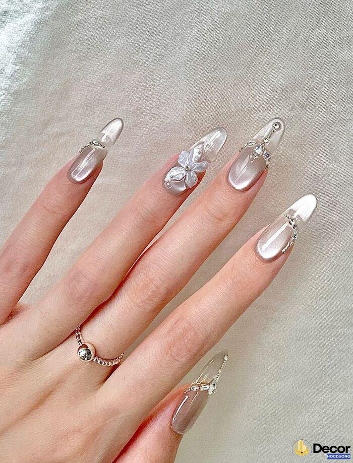 nail gắn đá lấp lánh