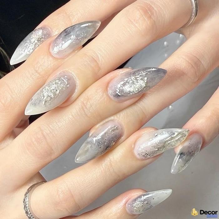 almond nails dễ thương