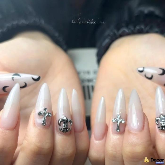 almond nails nổi bật