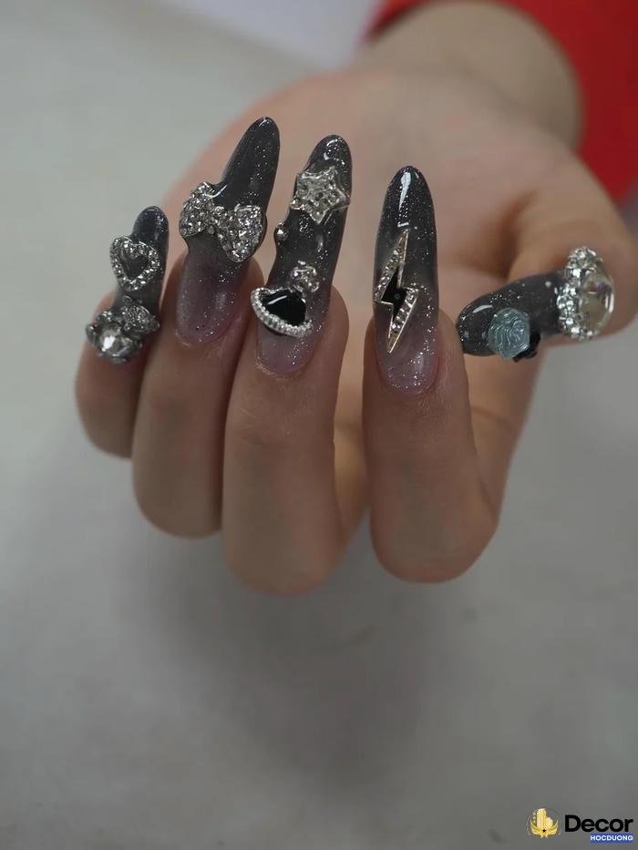 american nails cá tính