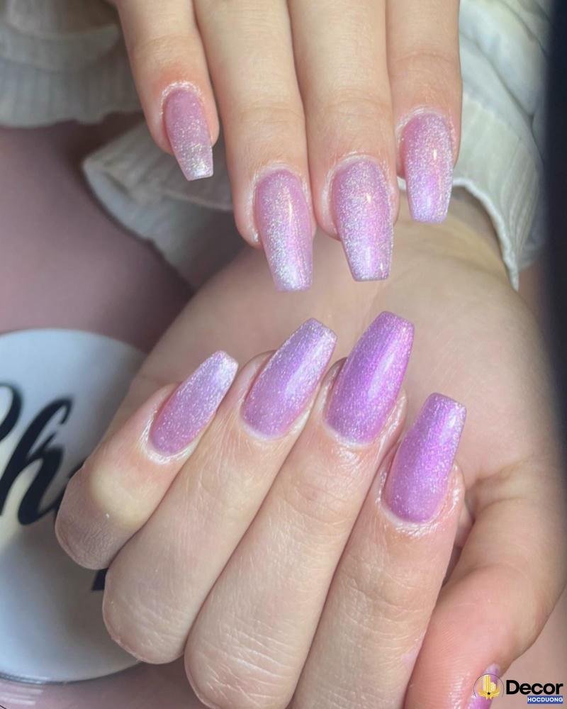 ảnh mẫu nail màu tím nghệ thuật 4k