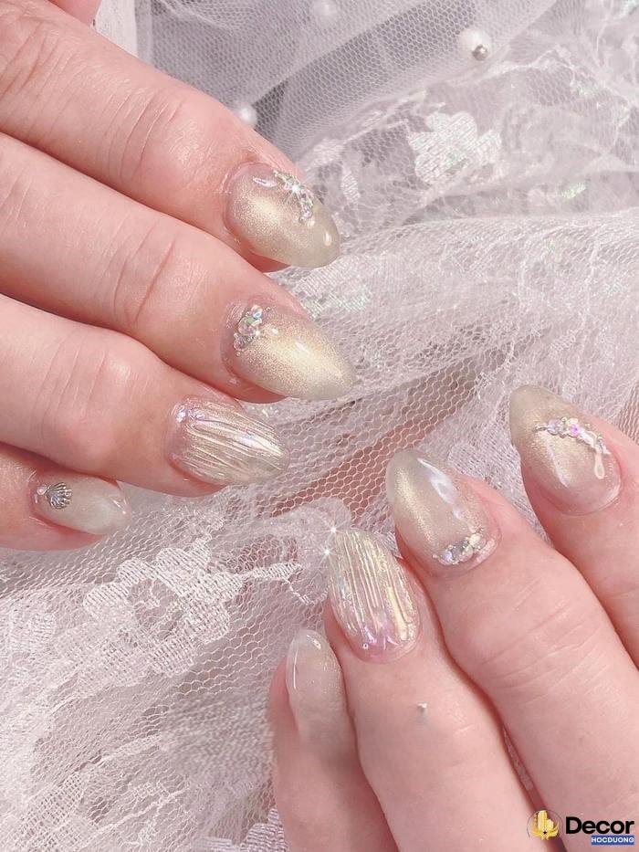 cat eye nails thẩm mỹ