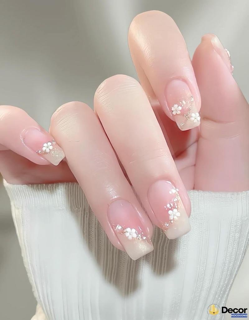 mẫu nail hoa tinh tế 4k