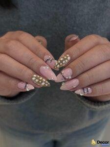 mẫu nail hồng cực nét 4k