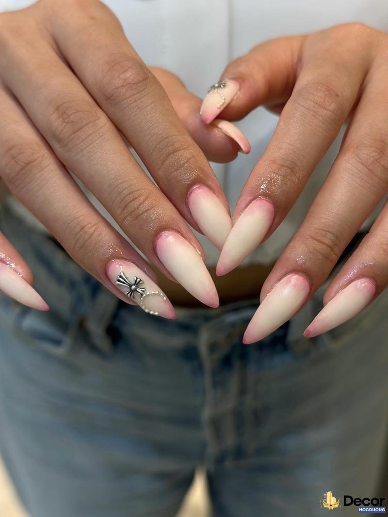 mẫu nail hồng sang chảnh 4k