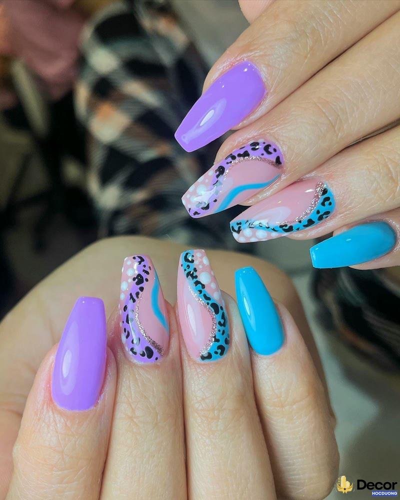 mẫu nail màu tím sang chảnh 4k