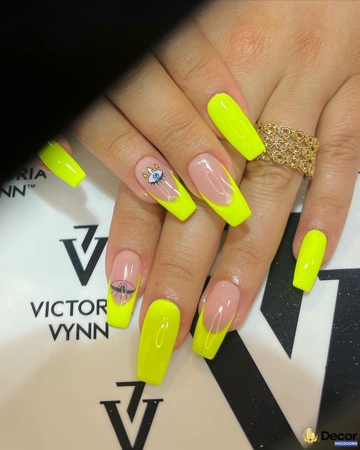 mẫu nail màu vàng đẹp nhất 4k