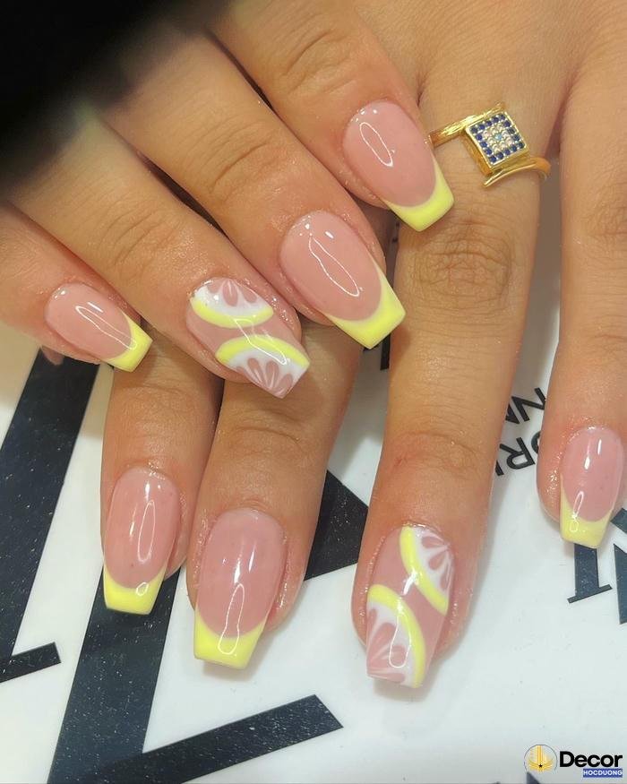 mẫu nail màu vàng đẹp nhất nét