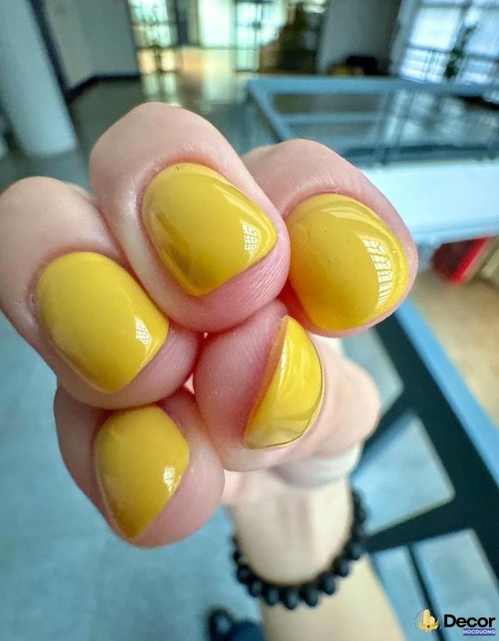 mẫu nail màu vàng hd
