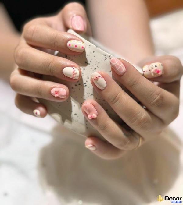 mẫu nail móng ngắn sang