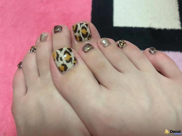 nail chân thanh lịch