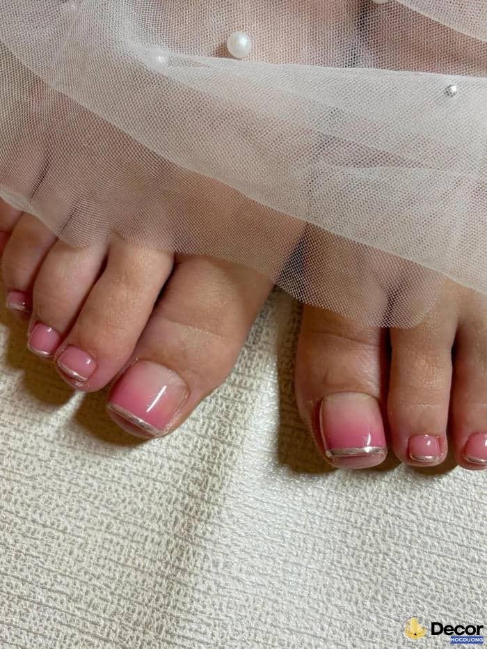 nail chân tinh tế