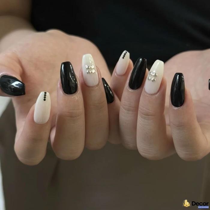 nail đen đẹp