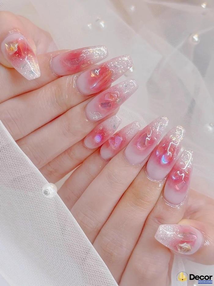 nail đỏ sang trọng