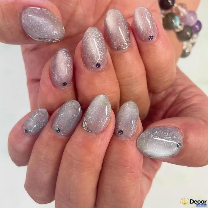 nail đơn giản cá tính