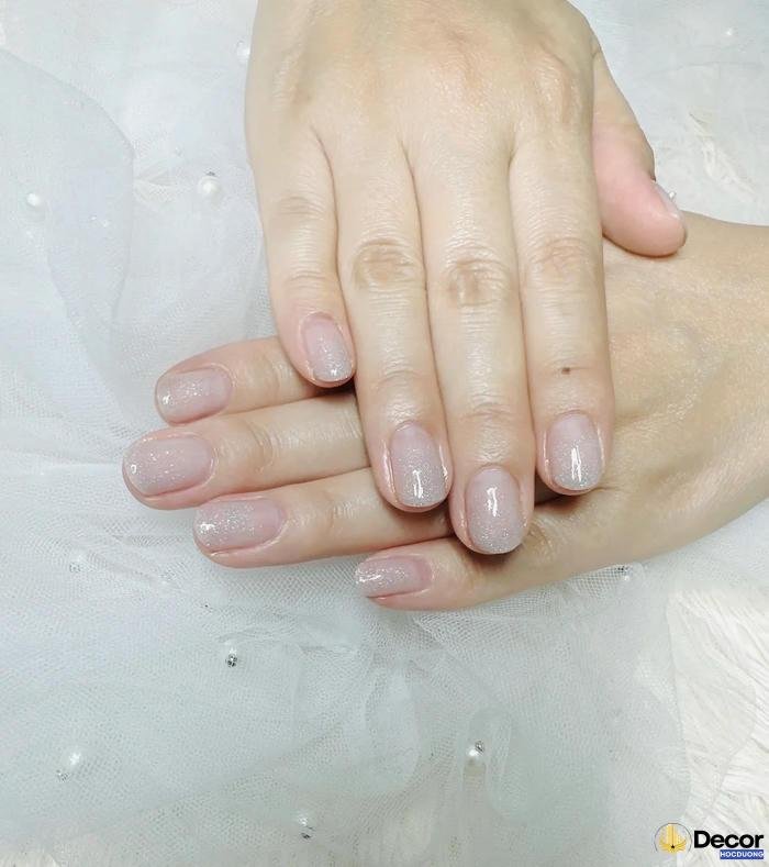 nail đơn giản nổi bật