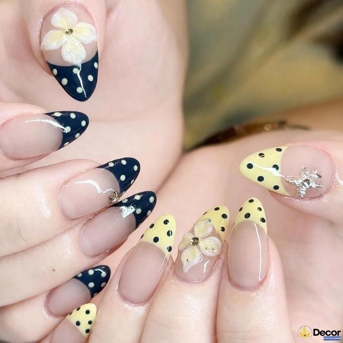 nail halloween nổi bật