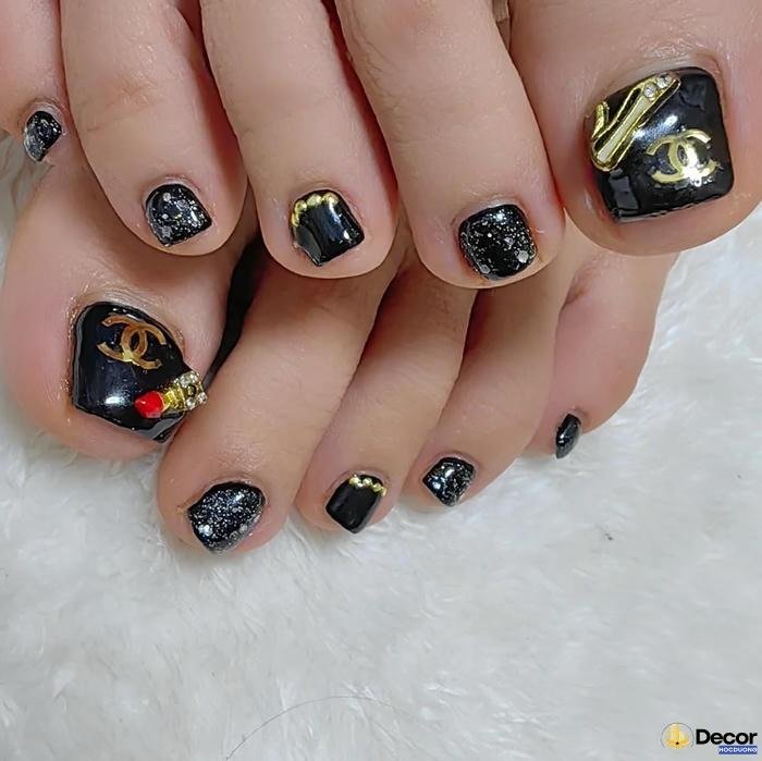 nail halloween thanh lịch