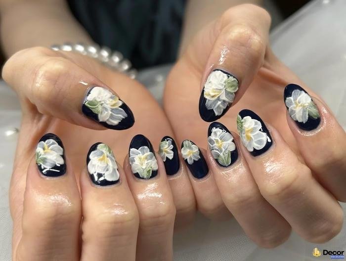 nail hoa hiện đại