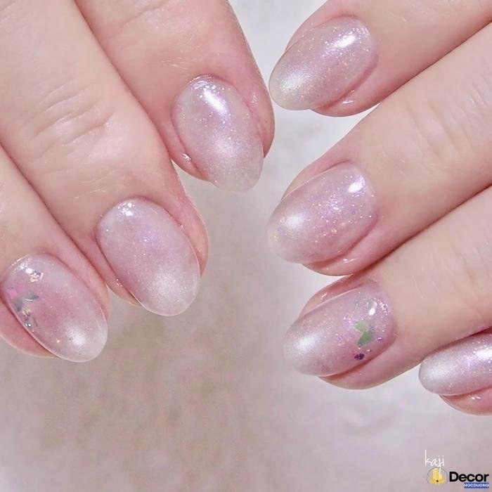 nail hồng nổi bật