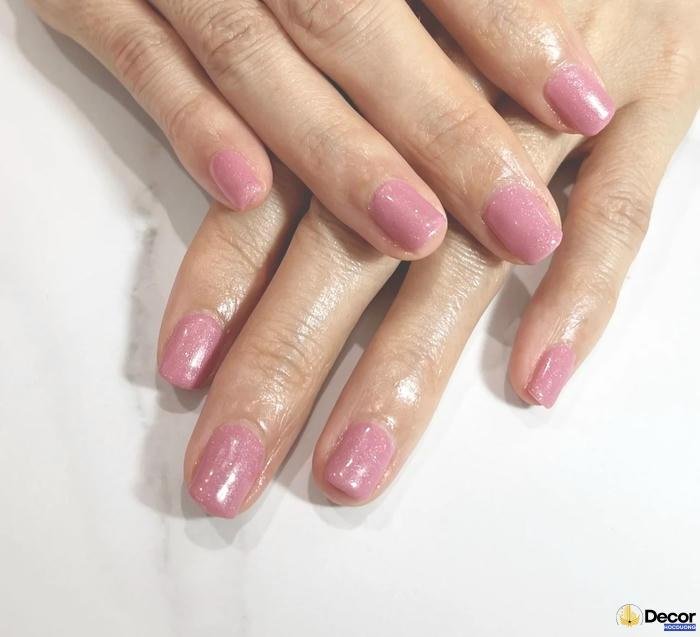 nail hồng sang trọng