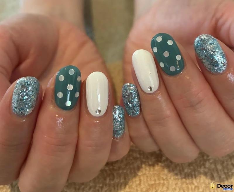 nail kim tuyến dễ thương