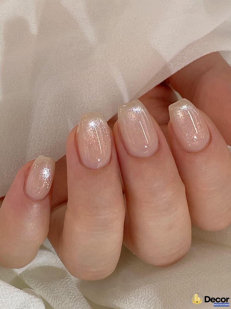 nail mắt mèo phong cách sang trọng nét