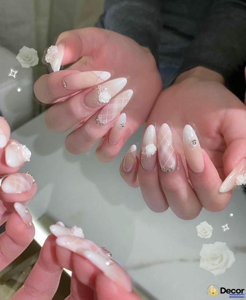 nail màu thạch trong suốt 4k