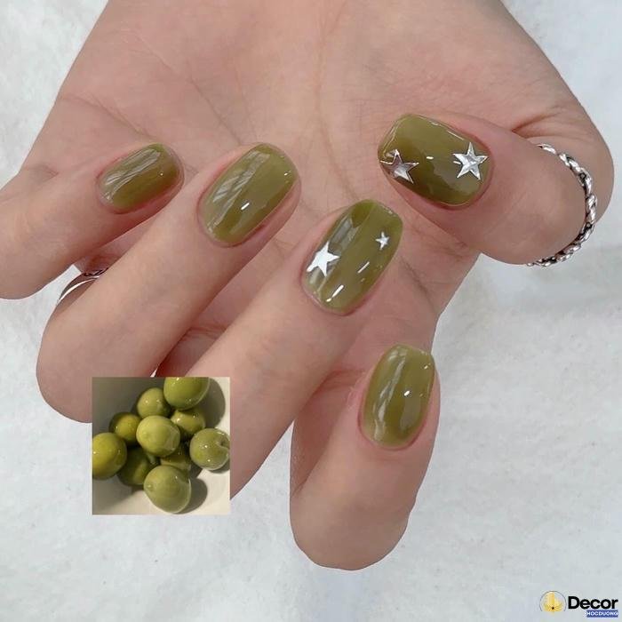 nail màu xanh lá cây tươi mát nét