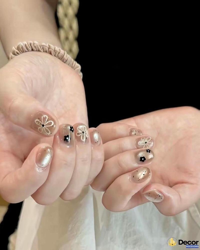 nail xinh họa tiết hoa cỏ chất lượng full hd