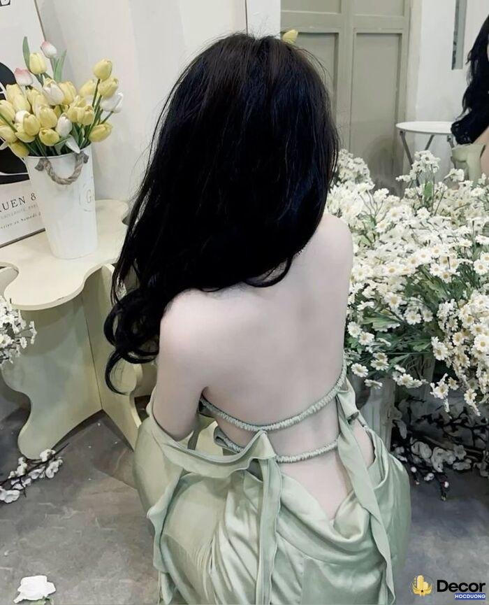 Gái xinh quay lưng góc chụp triệu like