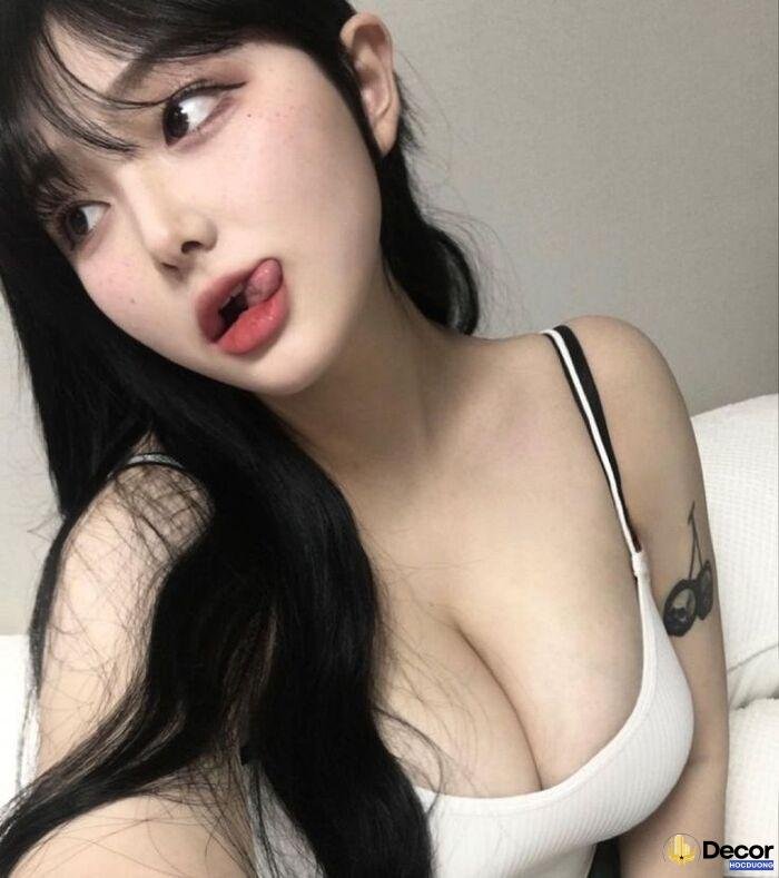 Gái xinh siêu V1 cuốn hút mọi góc nhìn