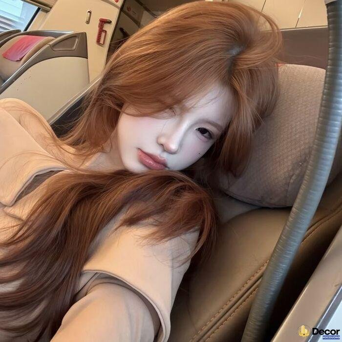 Gái xinh trung quốc mặc váy trắng tinh khôi