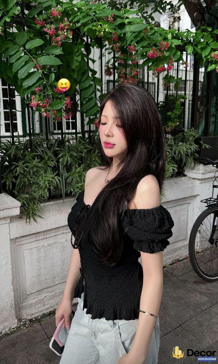 ảnh gái 2k6 cười tươi trong nắng