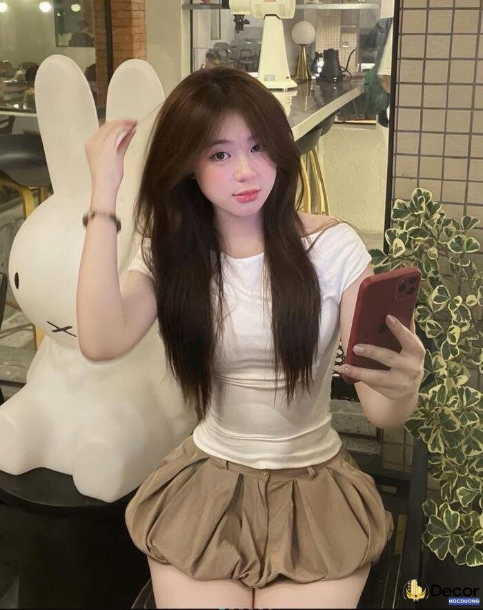 ảnh gái 2k6 thần thái tự nhiên