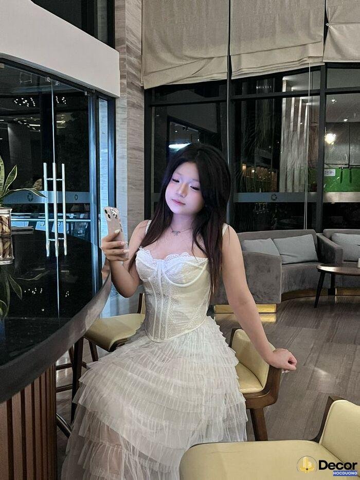 ảnh gái xinh mặc váy lưới lookbook thời trang