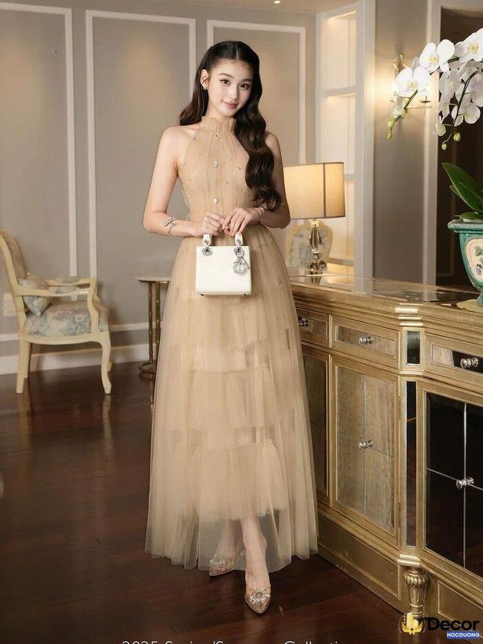 ảnh gái xinh mặc váy lưới phong cách quyến rũ