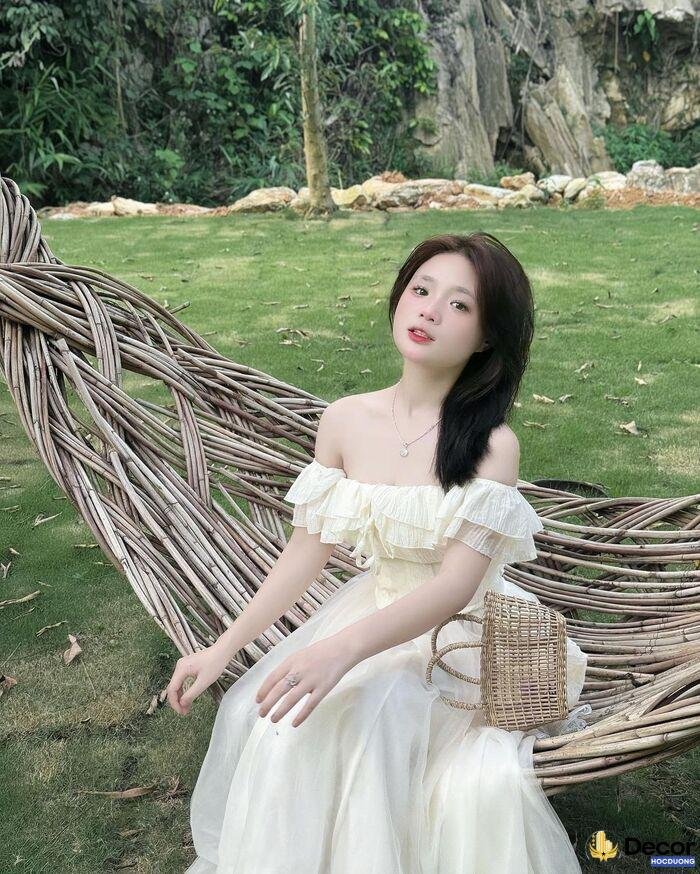 ảnh gái xinh mặc váy lưới quyến rũ nhẹ nhàng