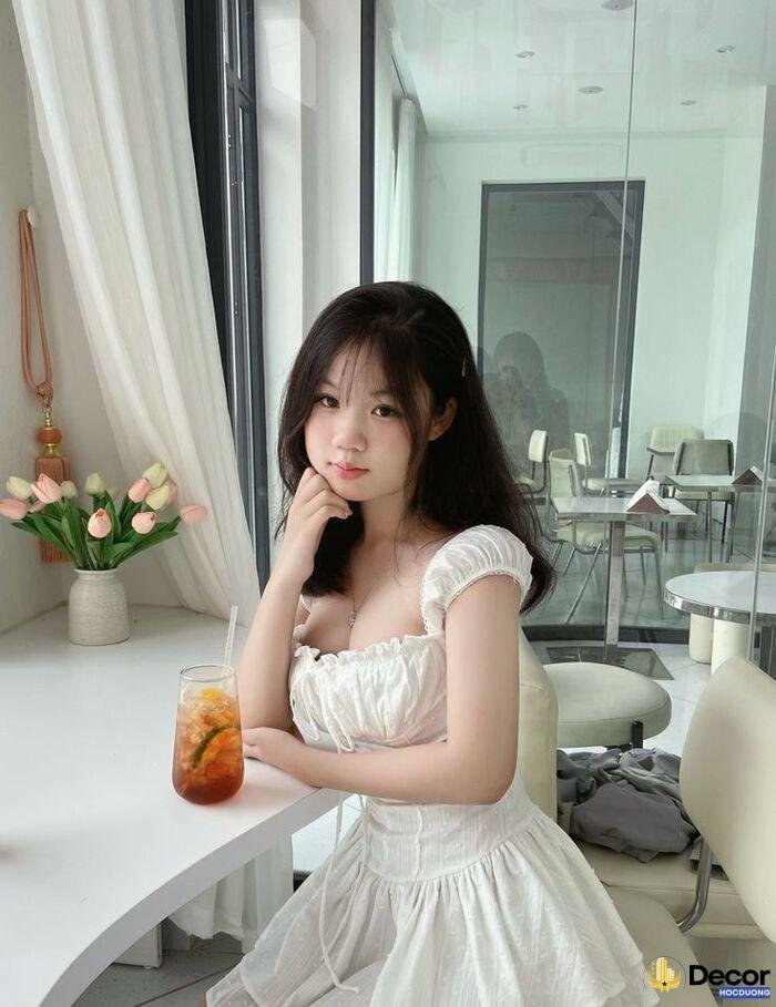 gái xinh 2k9 phiên bản mới