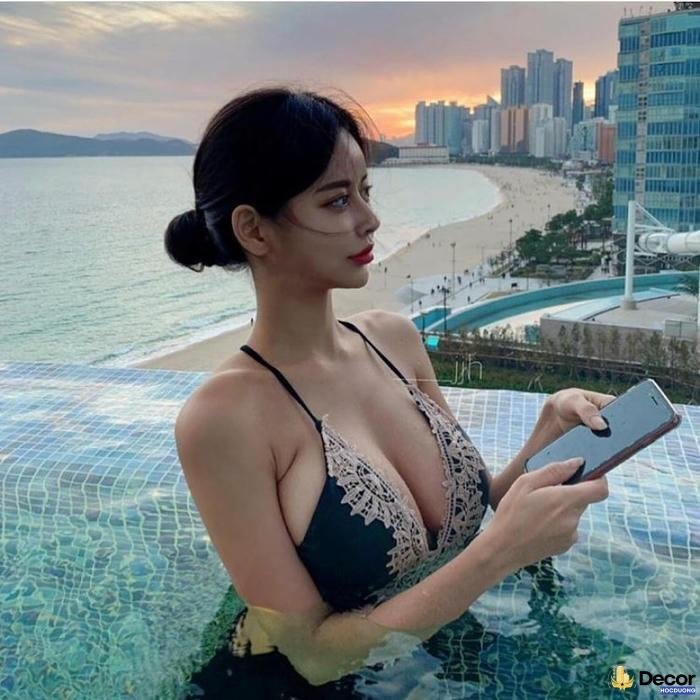 gái xinh bikini thời thượng