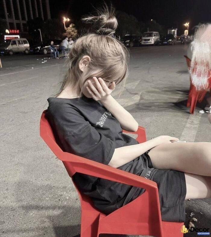 gái xinh che mặt thần thái cuốn hút