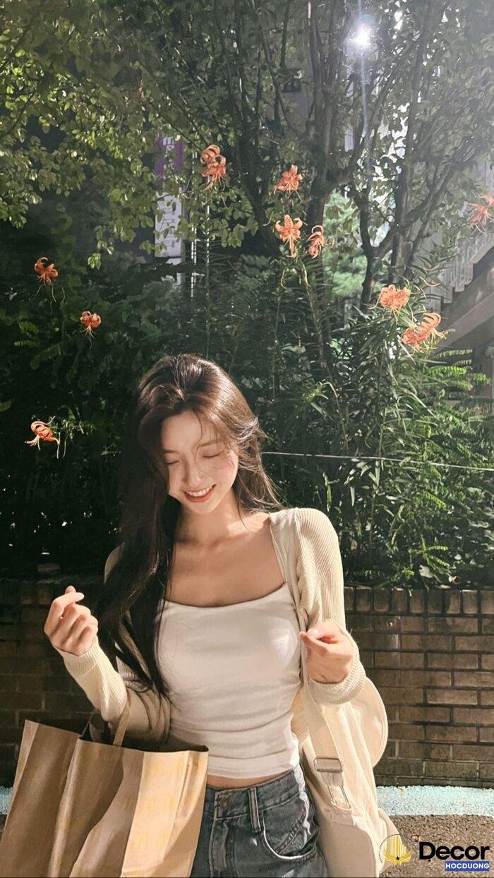 gái xinh cười phong cách hàn quốc