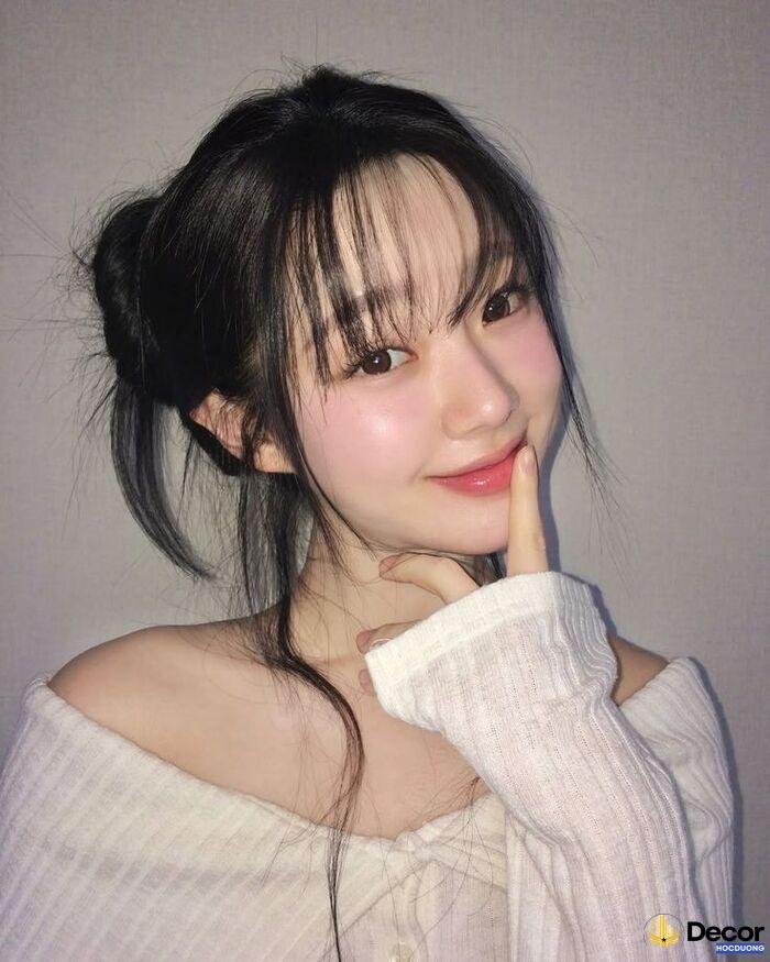 gái xinh cười tông màu pastel