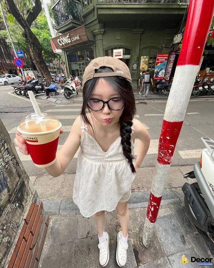 gái xinh đeo kính phong cách hàn quốc