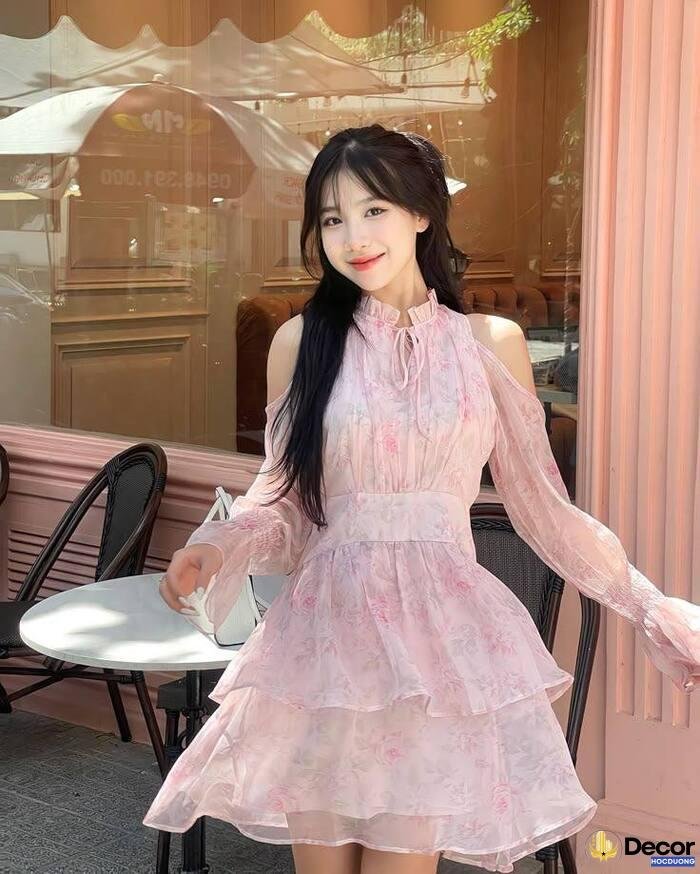 gái xinh mặc pinky ánh hoàng hôn