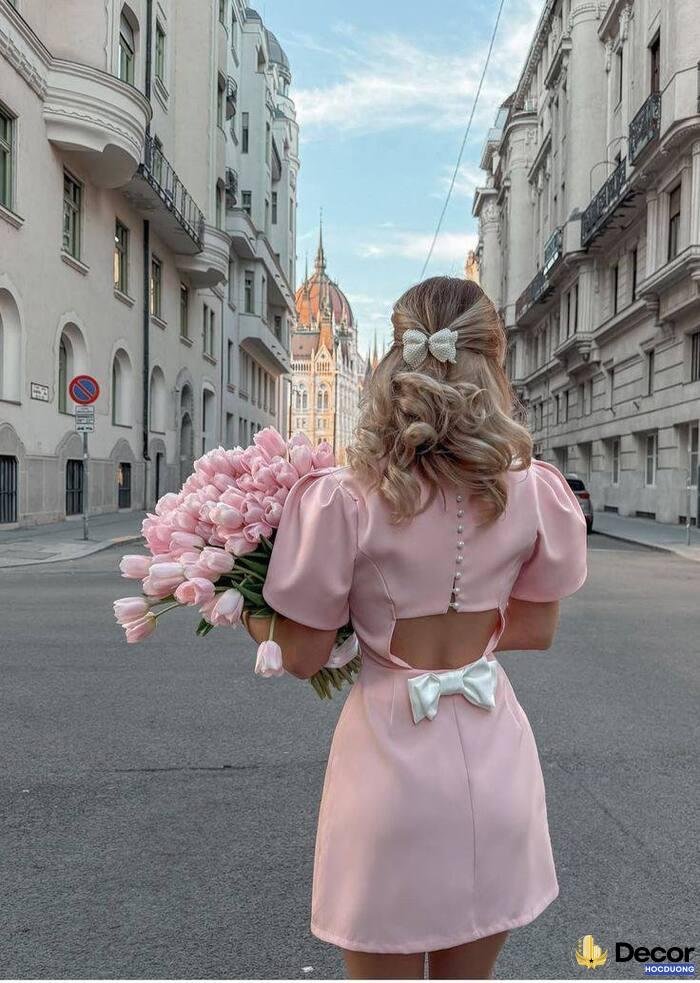 gái xinh mặc pinky makeup trong trẻo