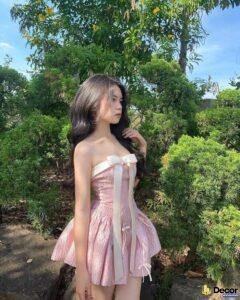 gái xinh mặc pinky tông hồng pastel