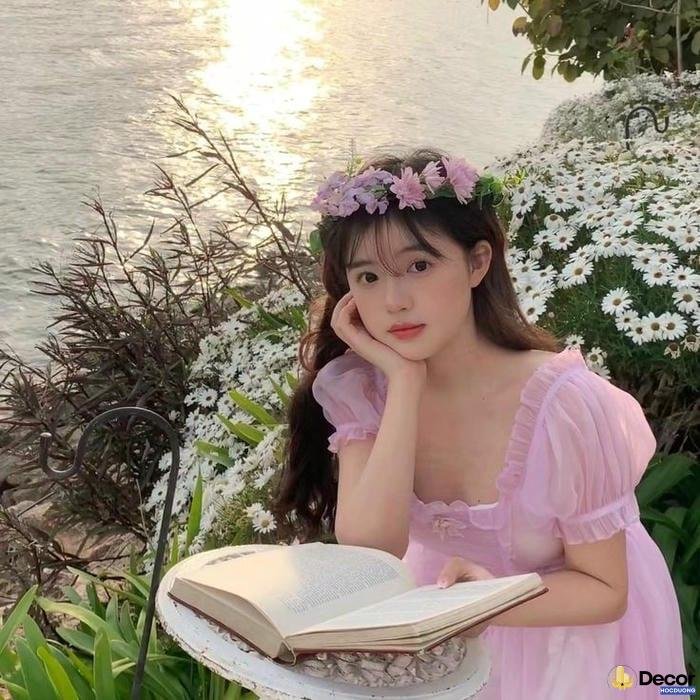 gái xinh mặc pinky xinh xắn