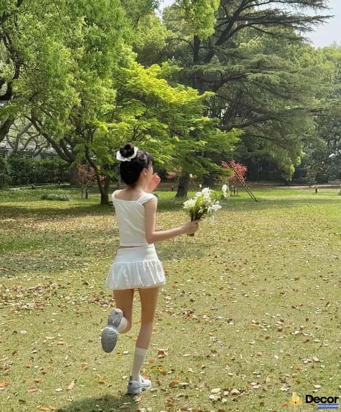 gái xinh mặc váy ngắn cuốn hút