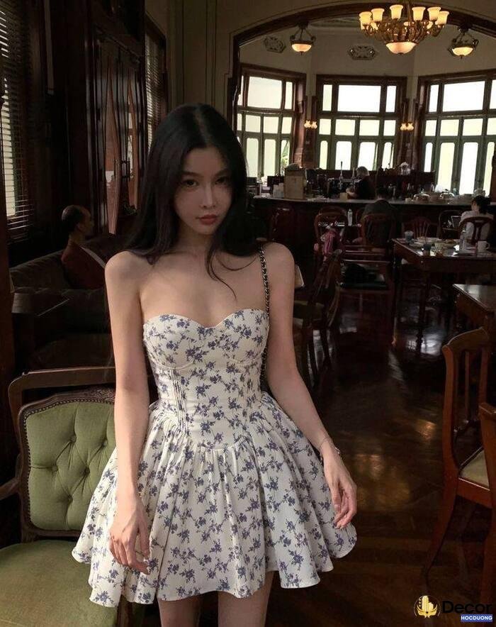 gái xinh mặc váy ngắn style năng động